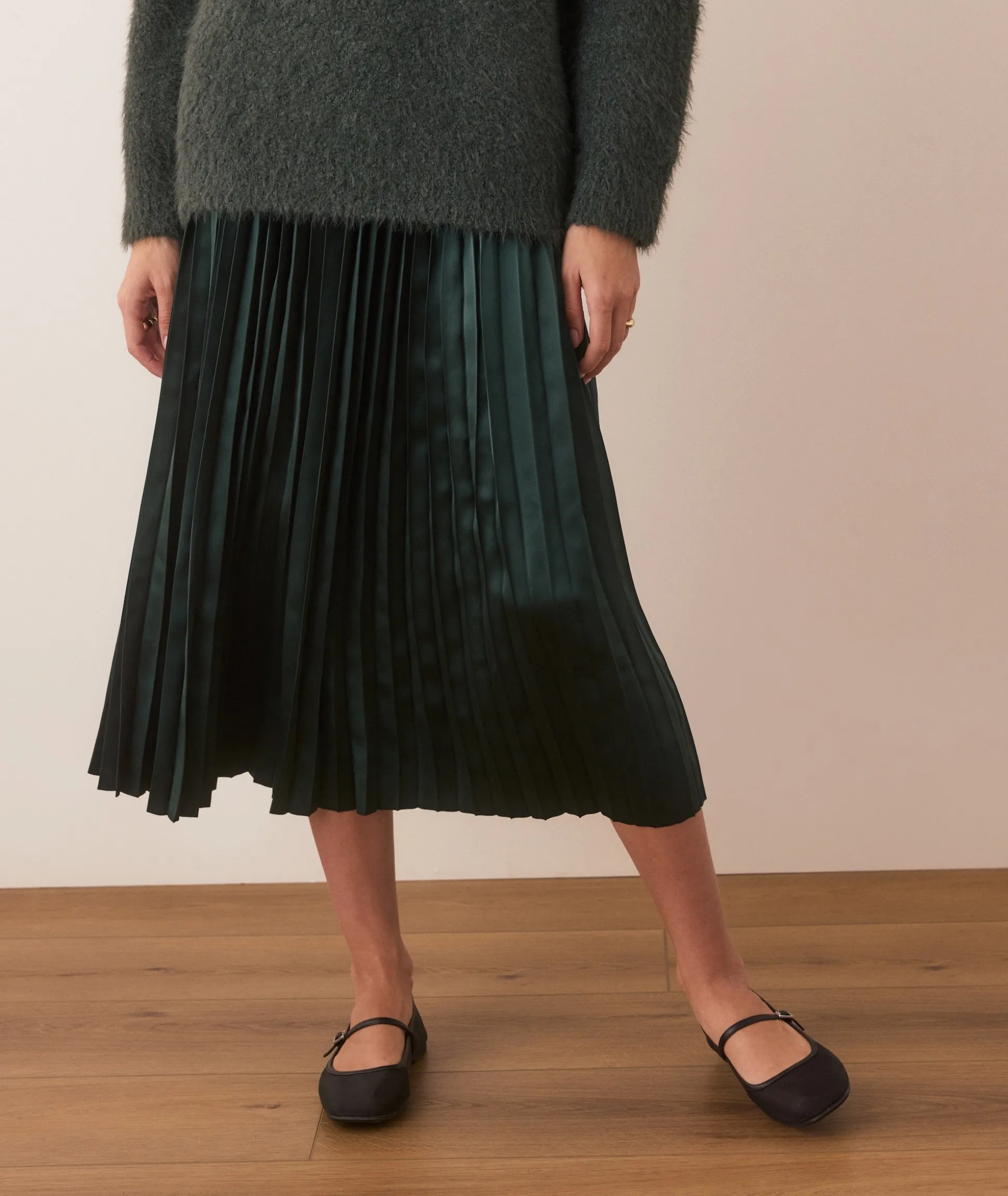 Chelsea Pleated Midi Skirt
