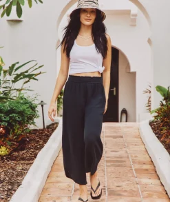Corinne Wide Leg Pant
