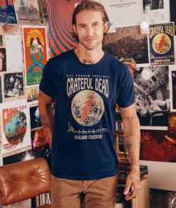 Grateful Dead Oakland Coliseum Unisex Tee