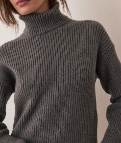 Isla Knit Turtleneck