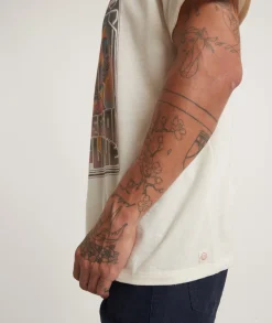 Jefferson Airplane Unisex Tee in Natural