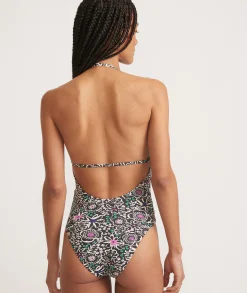 Plunge One Piece