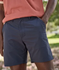 7" Hybrid Short