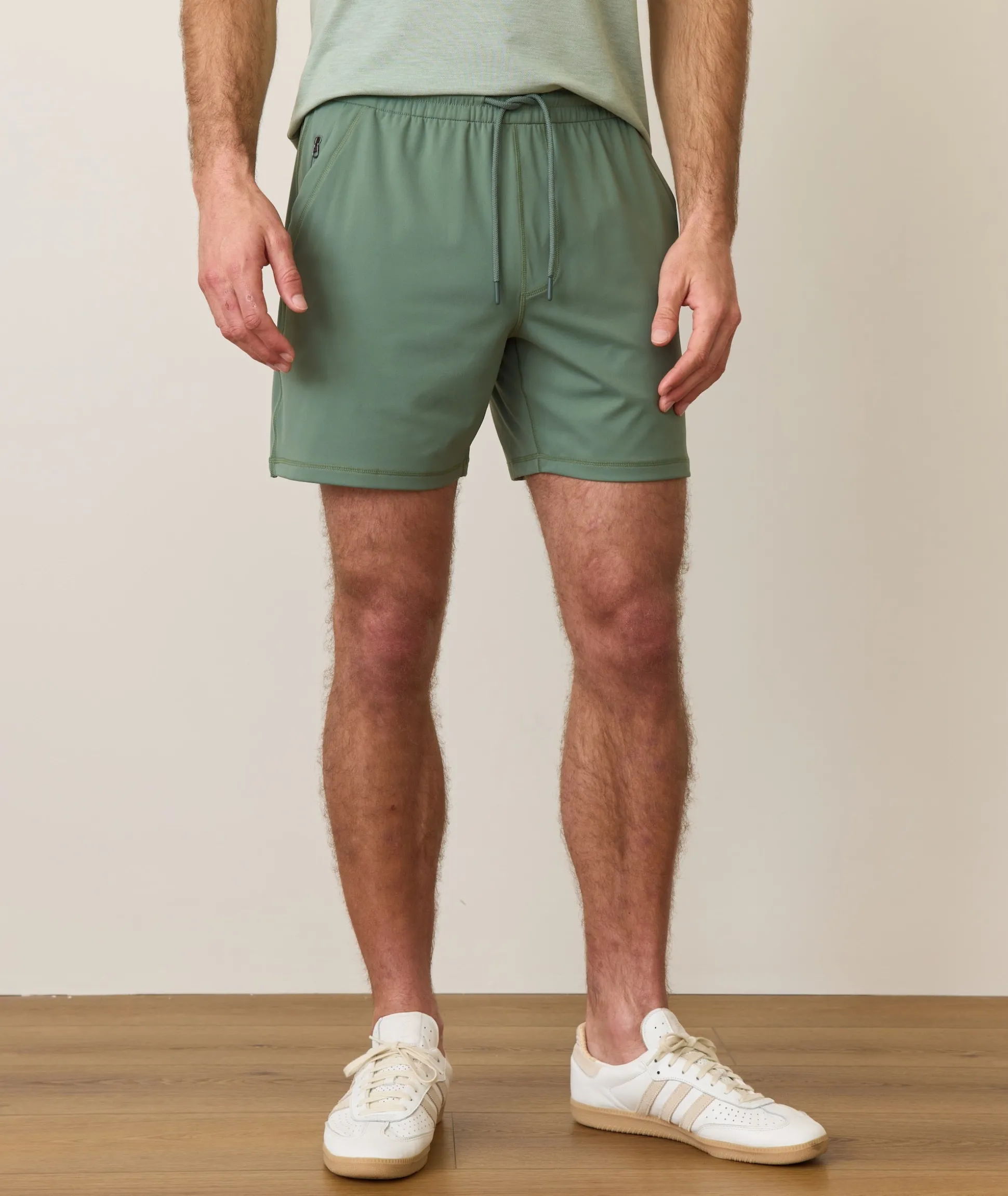 7" Sunday Stretch Short
