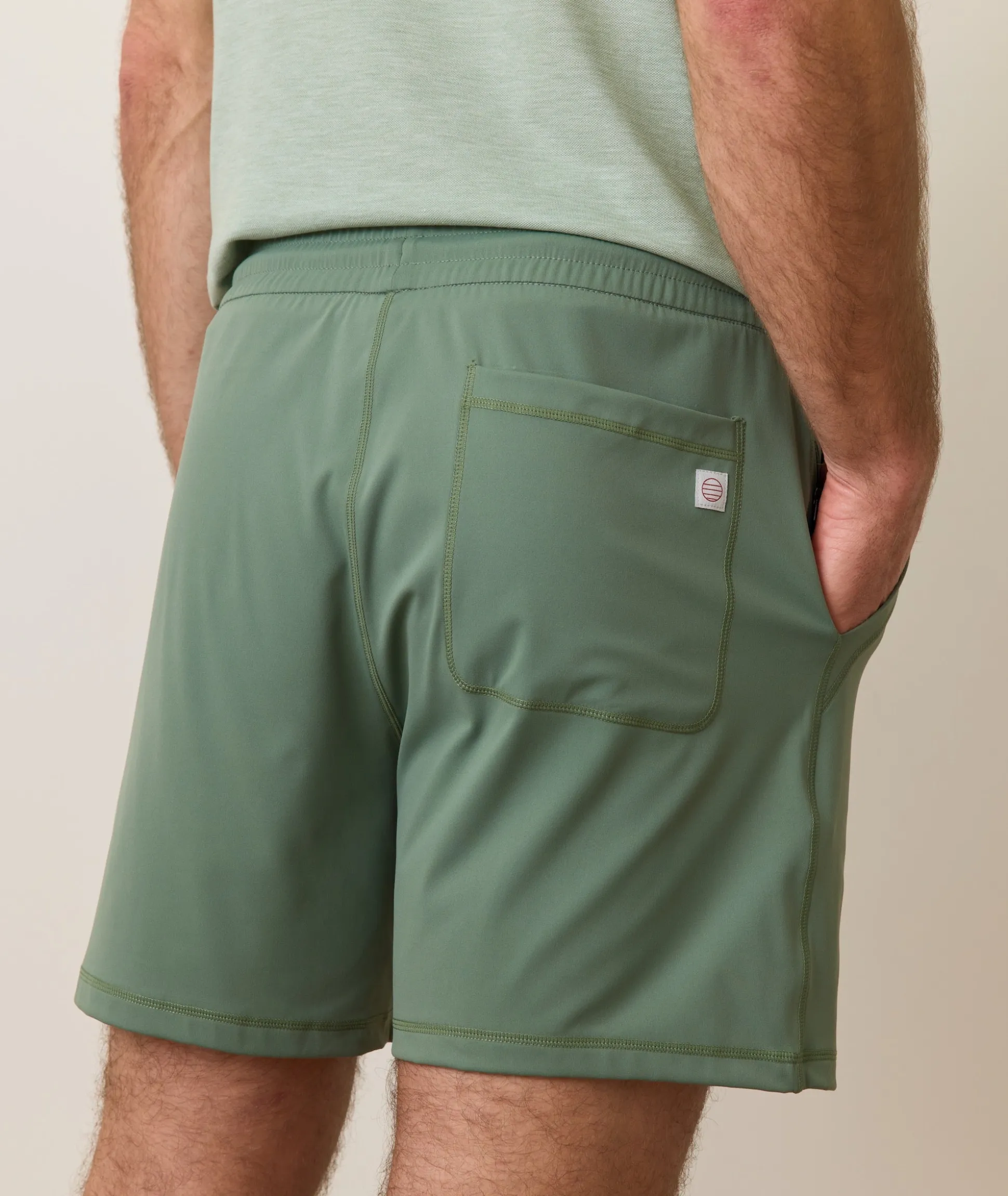 7" Sunday Stretch Short