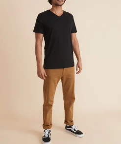 Signature V-Neck Tee in Black